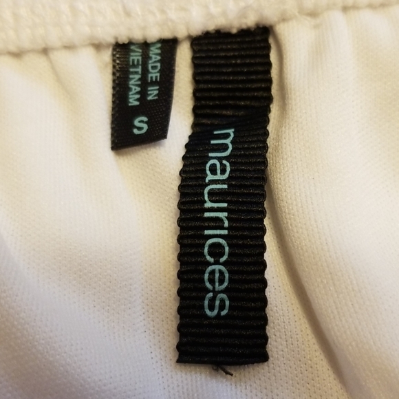 Sweet White Tank - Picture 6 of 8